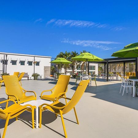 Naples Park Central Hotel Luaran gambar