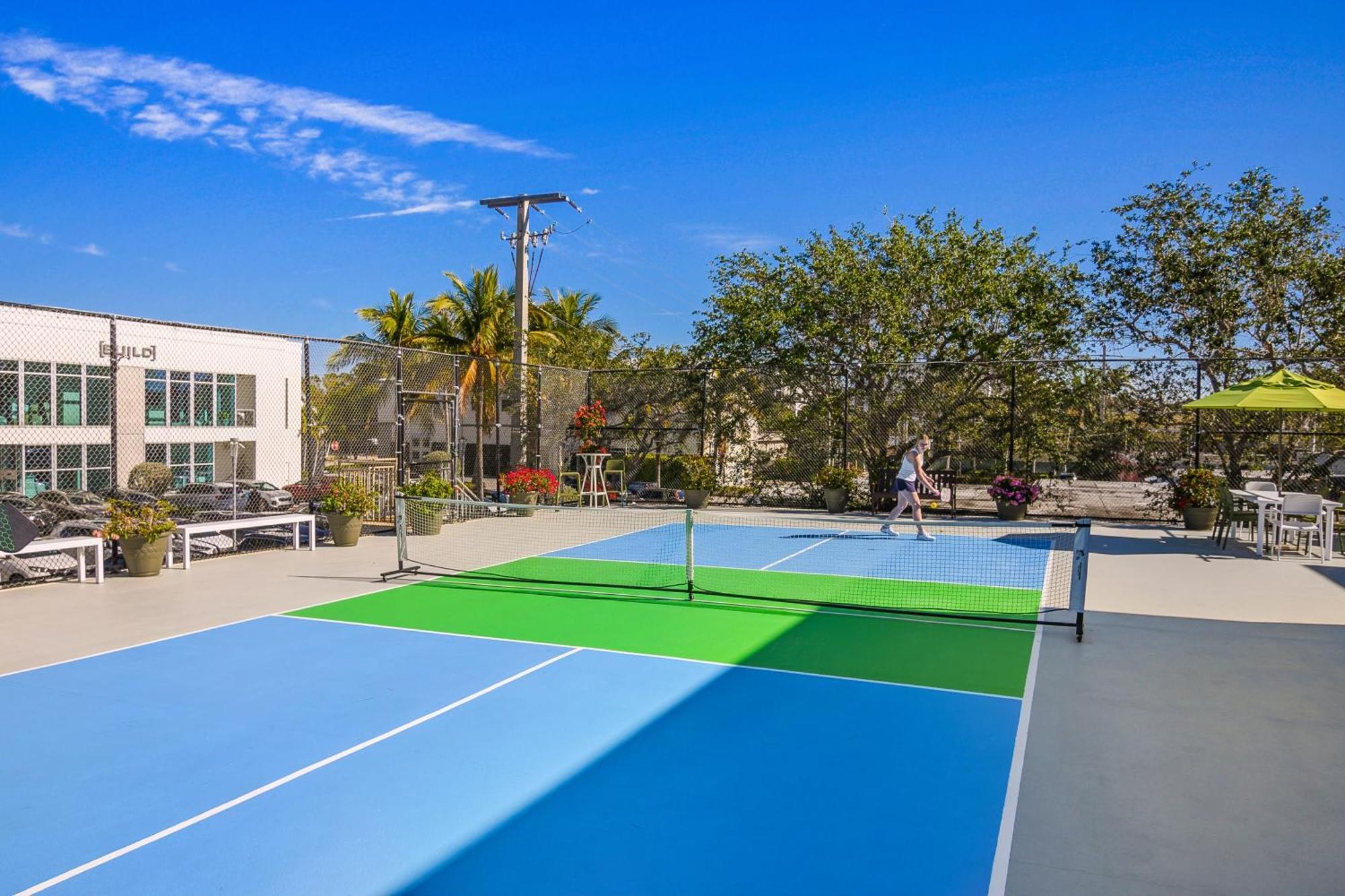 Naples Park Central Hotel Luaran gambar