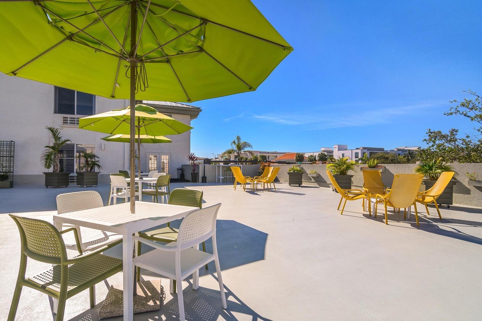 Naples Park Central Hotel Luaran gambar